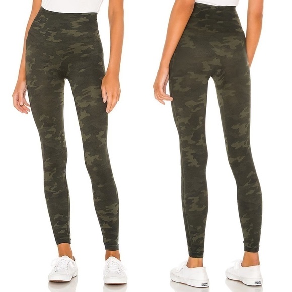 SPANX Look At Me Now Seamless Legging in Green Camo - Picture 1 of 7